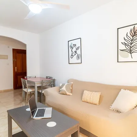 Apartamento Trendy Homes Paseo Maritimo