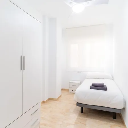 Apartamento Trendy Homes Paseo Maritimo